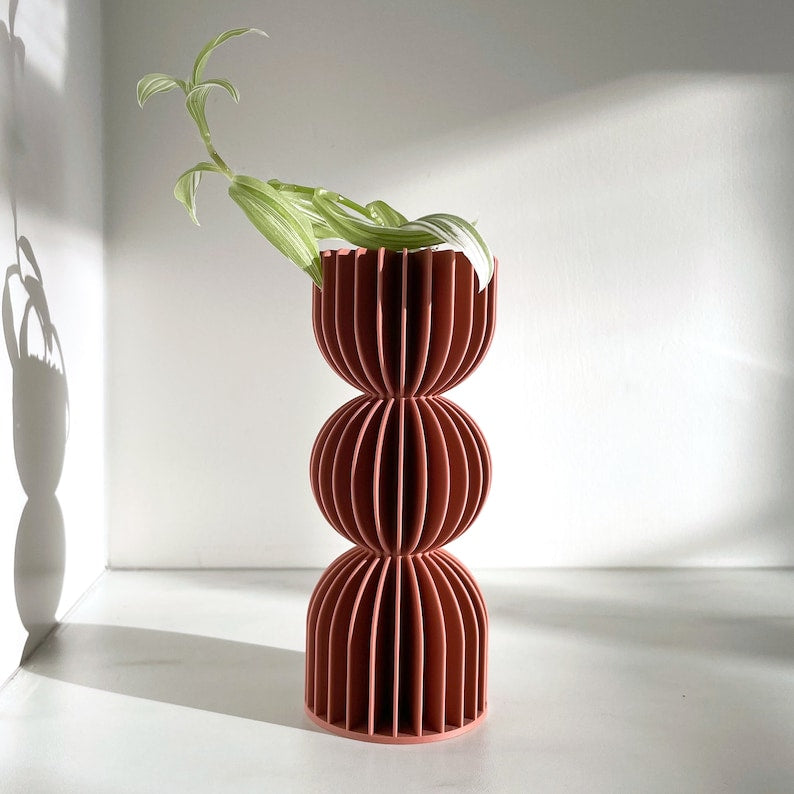 Bauhaus Flower Vase by Sonnihaus